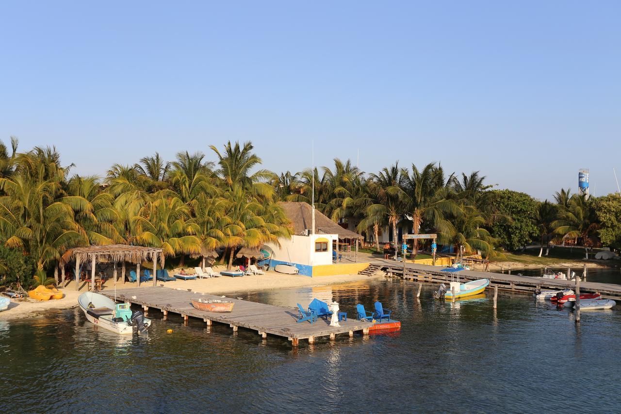 El Milagro Beach Hotel And Marina Исла-Мухерес Экстерьер фото